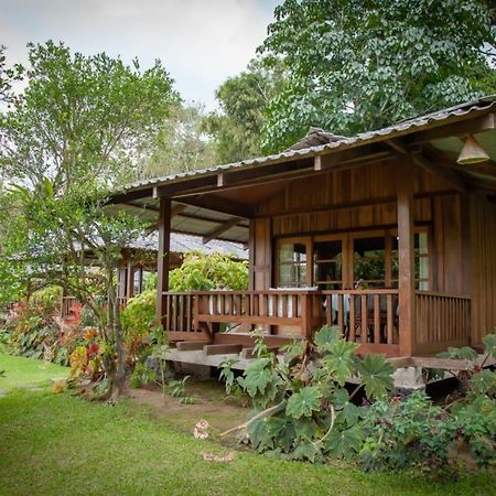 Gardenia Country Inn Tomohon Exteriér fotografie