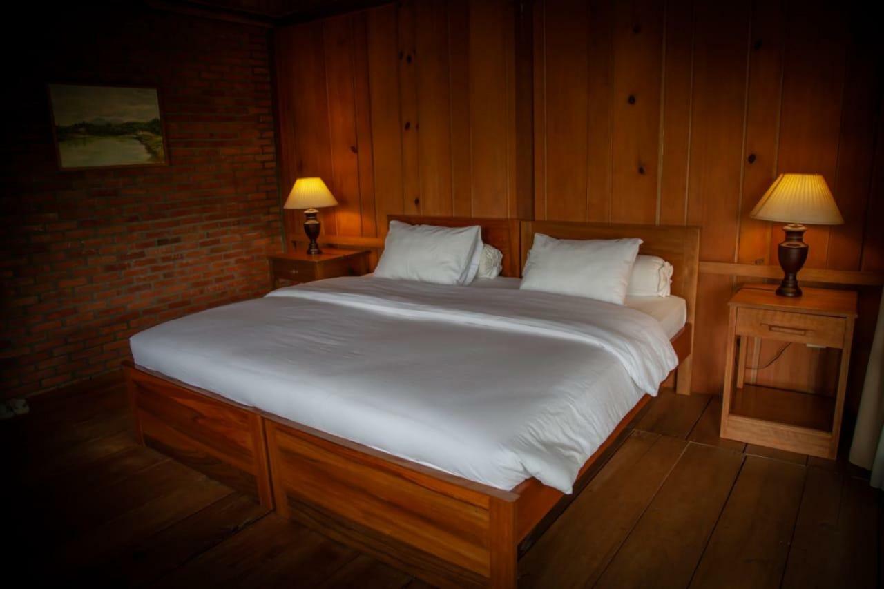 Gardenia Country Inn Tomohon Exteriér fotografie