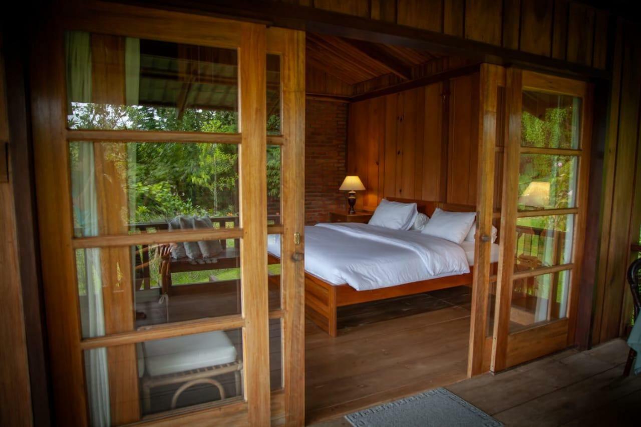 Gardenia Country Inn Tomohon Exteriér fotografie